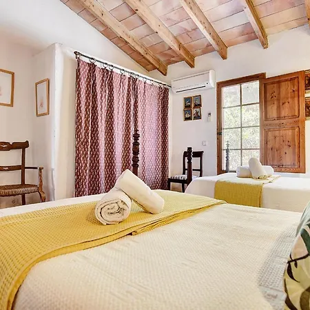Villa Aubons By Slow